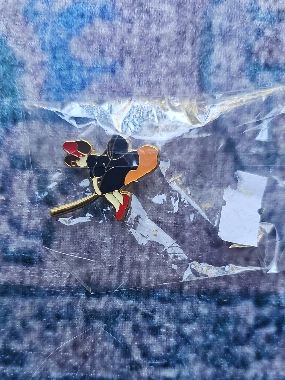 Kikis Delivery Service Lapel Pin